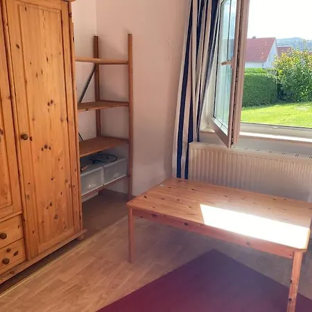 Rollstuhlgerechter Ferienbungalow In Ruhiger Lage