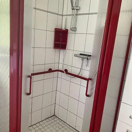 Rollstuhlgerechter Ferienbungalow In Ruhiger Lage Semesterbostad