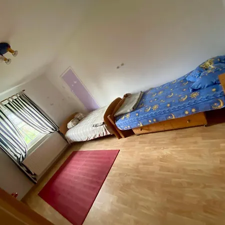 Rollstuhlgerechter Ferienbungalow In Ruhiger Lage *